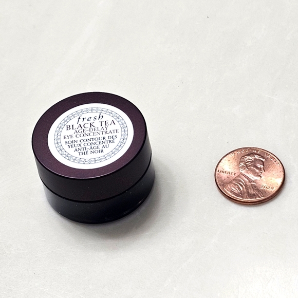 π 4 for $25π  FRESH BLACK TEA AGE-DELAY EYE CONCENTRATE - Picture 5 of 7